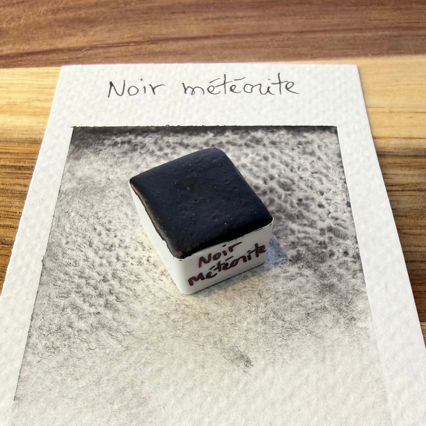 Noir météorite, aquarelle extra-fine