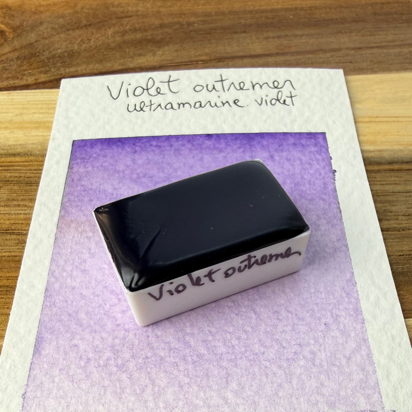 Violet outremer, aquarelle extra-fine